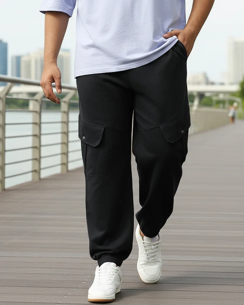 bewakoof Men's Black Super Loose Fit Plus Size Cargo Warm Joggers